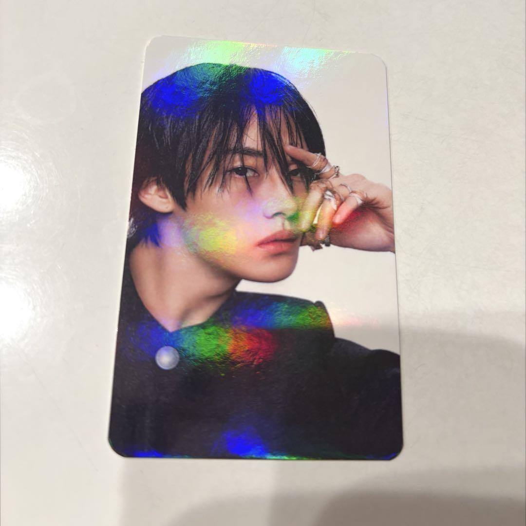 

[Б/У] stray kids KARMA бонусная голографическая карточка для трейдинга Рено при покупке в sixKshop