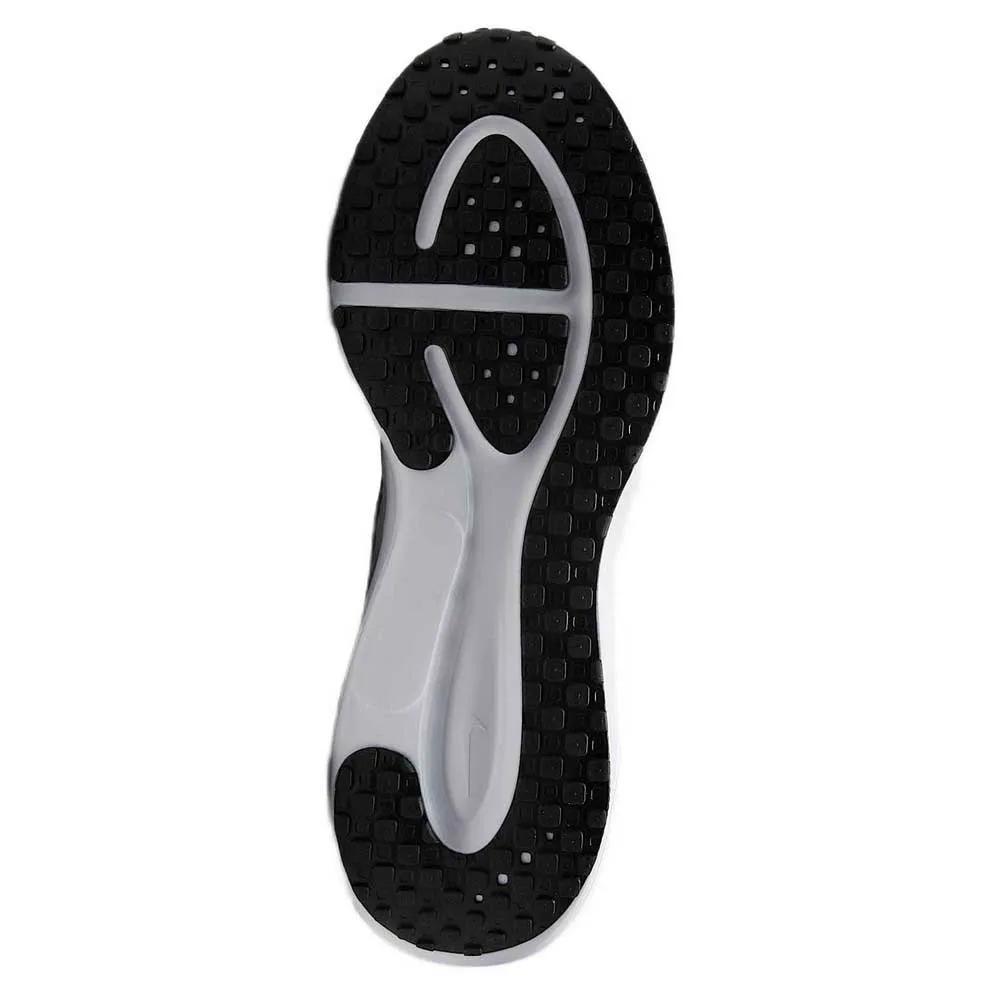 Nike Laufschuhe Revolution 8