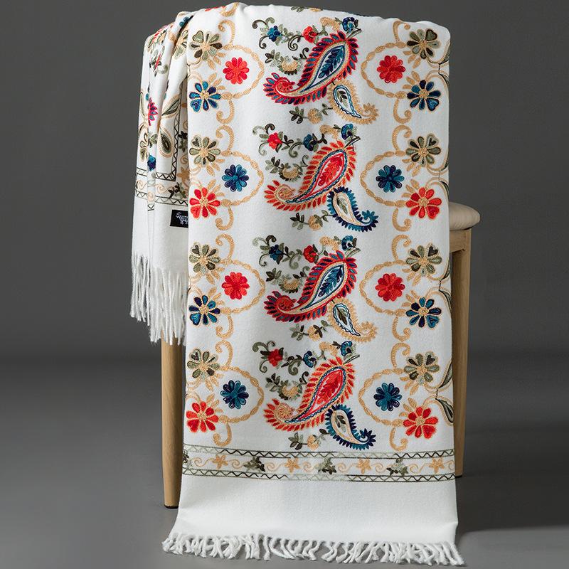 Luxury Women Embroidery Cashmere Scarf Winter Women's Warm Pashmina Shawl Paisley Embroidered Thicken Blanket Scarves Wraps