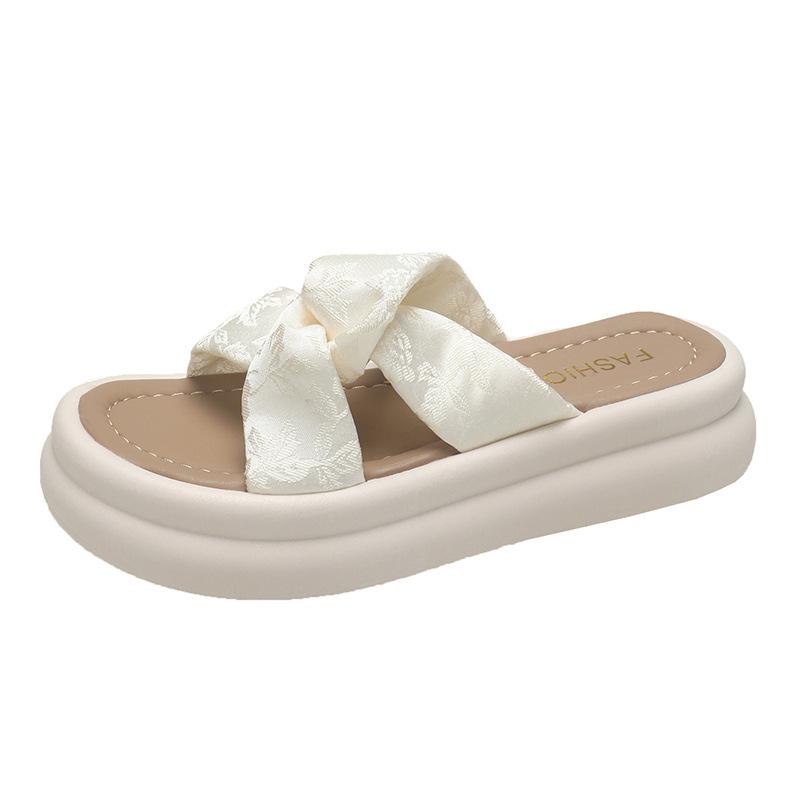 Retro One-word Platform Slippers 2025 Summer New Shoes Fashion Casual Middle Heel Women's Shoes Versatile Sandals