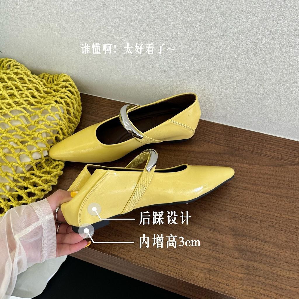 Xiaoxiangfeng inner height increase pointed Mary Jane shoes women's shoes 2025 spring and summer shallow mouth with skirt gentle evening single shoes