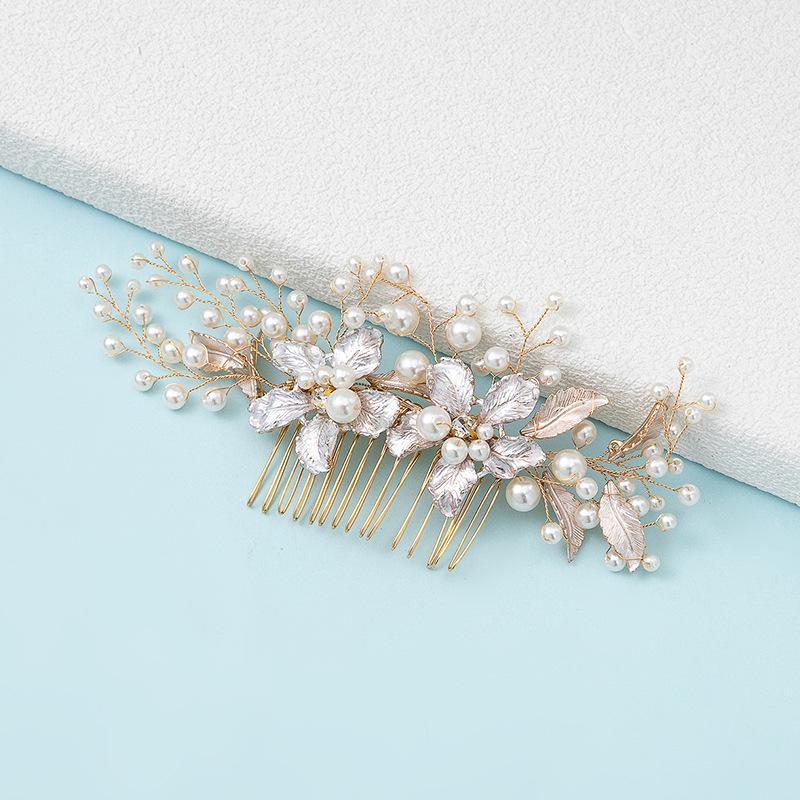 Hand-Woven Pearl Alloy Floral Hair Comb - Elegant Bridal Hairpin for European & American Styles