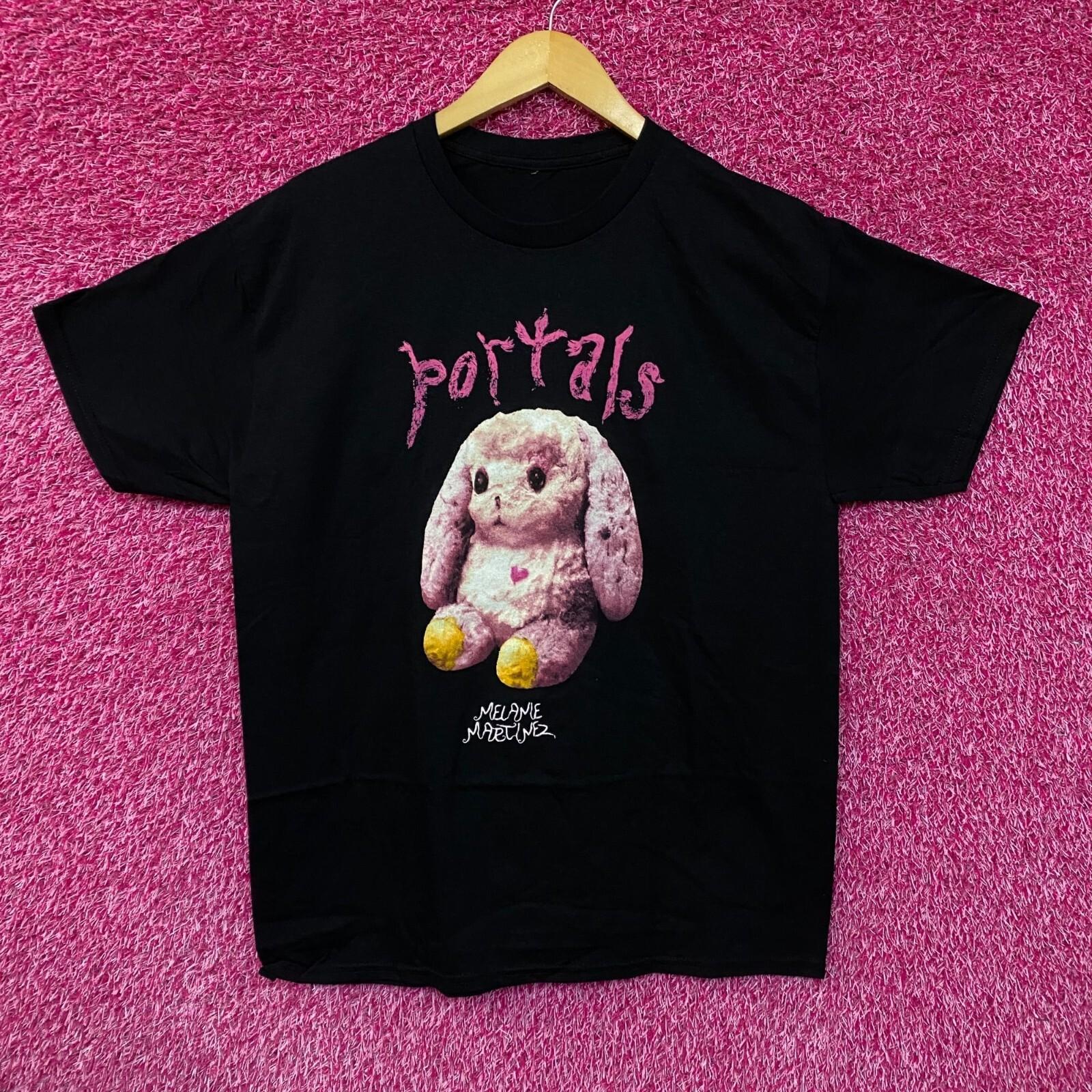 Melanie Martinez Bunny Tshirt size large S