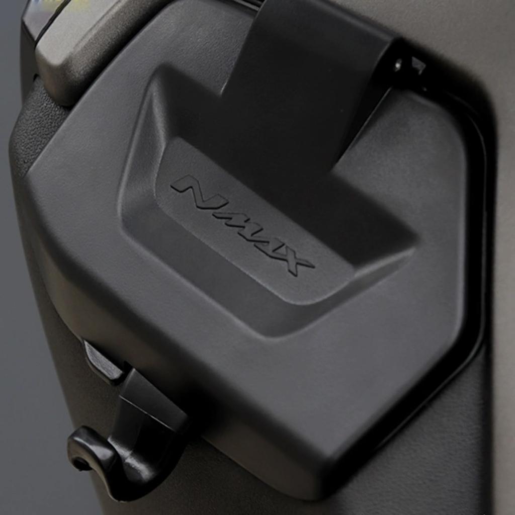 Entrotech Yamaha NMAX125 NMAX155 NMAX2025 Namata To Modify Toolbox Cover (Carbon Fiber)
