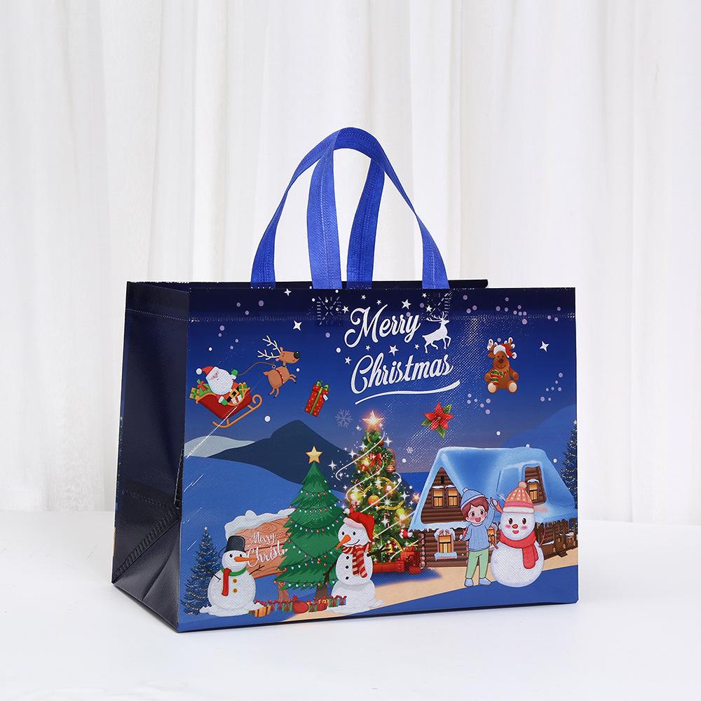 Non Woven Christmas Gift Bag Printed Tote Bag High Capacity Foldable Gift Storage Waterproof Bag Shopping Bag for New Year Xmas