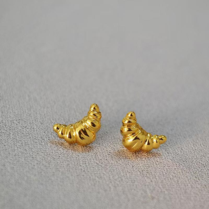 Mini Croissant Stud Earrings For Women Cute Bread Earrings Classic Fine Jewelry Gift