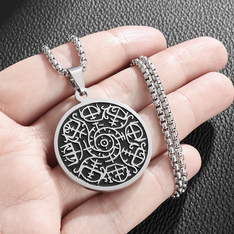 Klasický náhrdelník Odin Trinity Nordic Runes Abeceda s príveskom z nehrdzavejúcej ocele pre mužov Šperky s amuletom čarodejnice Keltský uzol