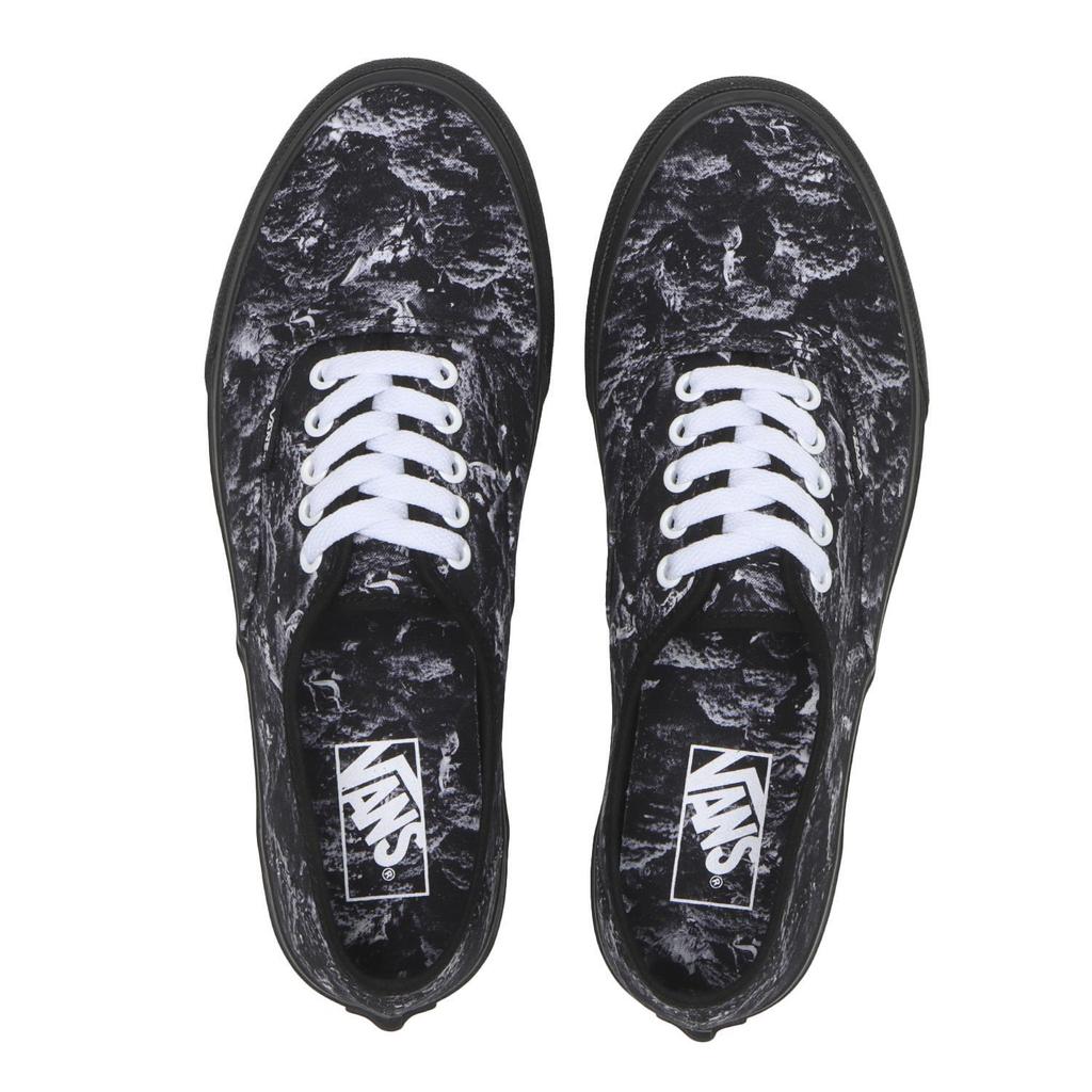 V44CF TRADMANS VANS AUTHENTIC BLACK BLACK (Men's)