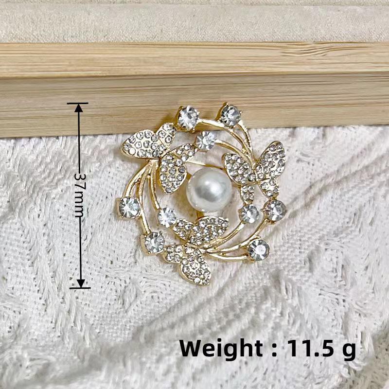 European & American Rhinestone Retro Gypsophila Eight-Pointed Star Brooch for Sweaters & Scarves
