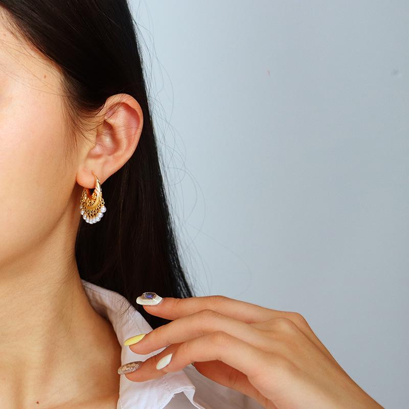 Vintage Chinese Pearl Tassel Earrings - Minimalist, Luxurious, and Unique Style
