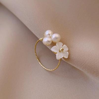 Arrival Trendy Sweet Fresh Water Shell Flower Rings For Women Students Elegant Fashion Simulated Pearl Jewelry