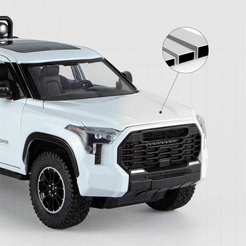1:24 Tundra Pickup Toys Cars Model Alloy Diecast Doors Opened Sound Light Truck Off Road Vehicle Toys