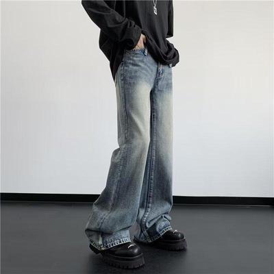 Jean évasé délavé rétro pour homme : un style tendance pour le printemps et l'automne