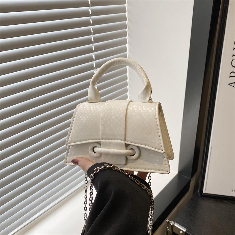 

Изысканная мини-сумочка Модная личность Литературный темперамент Простая текстура Универсальная наплечная сумка-мессенджер белый