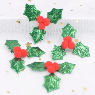 30Pcs Glitter Green Holly Leaf and 3D Red Berry Appliques Patches for Christmas Decor, Table Ornament, Stickers Accessories