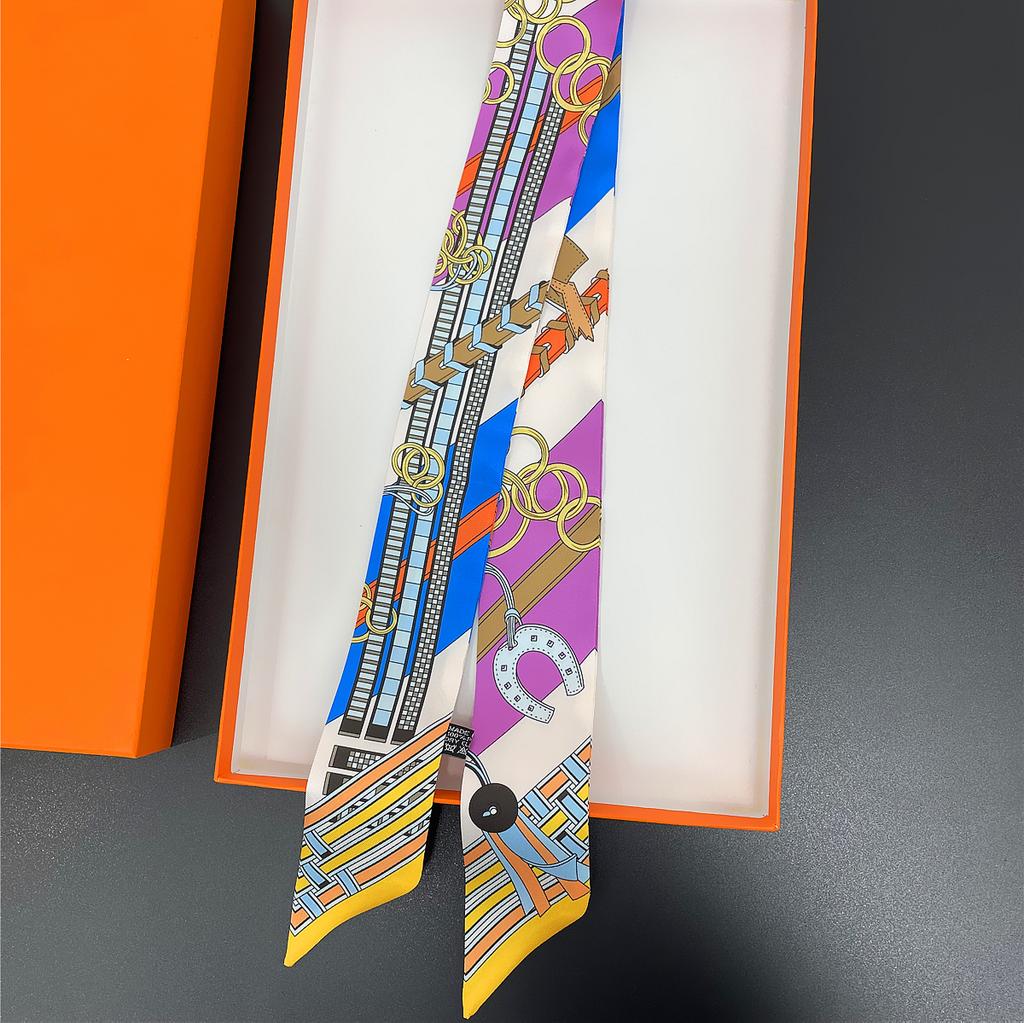 2024 Markendesign Karomuster Seidenschal Luxusschal Damen Foulard Schmaler Taschenschal Halstuch für Damen Mode Haar Stirnband