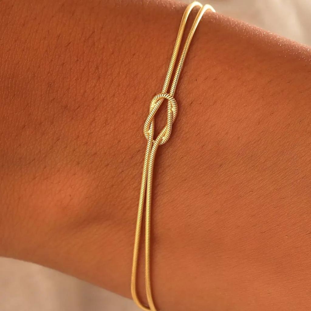 Gift To Friends Friendship Knot Bracelet