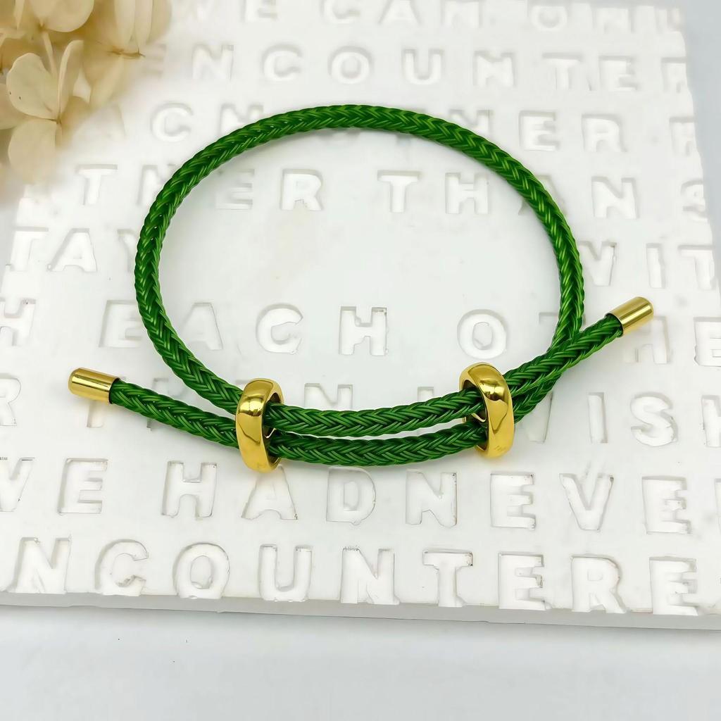 DIY Verstellbares Perlenarmband aus Stahldraht mit 8-Figur-Schnalle