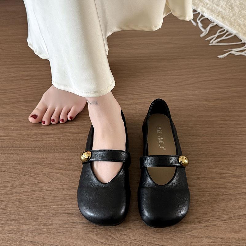 2025 Summer New Retro Versatile Round Head Flat-bottomed Casual Single Shoes Soft Leather Comfortable Versatile One-word Belt Women's Shoes