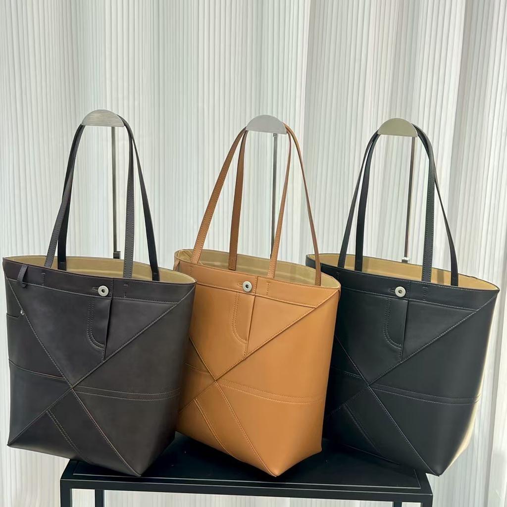 2026 New Panta Splicing Folding Tote Bag, Retro Premium Cowhide Bucket Bag, Genuine Leather Commuter Bag for Women