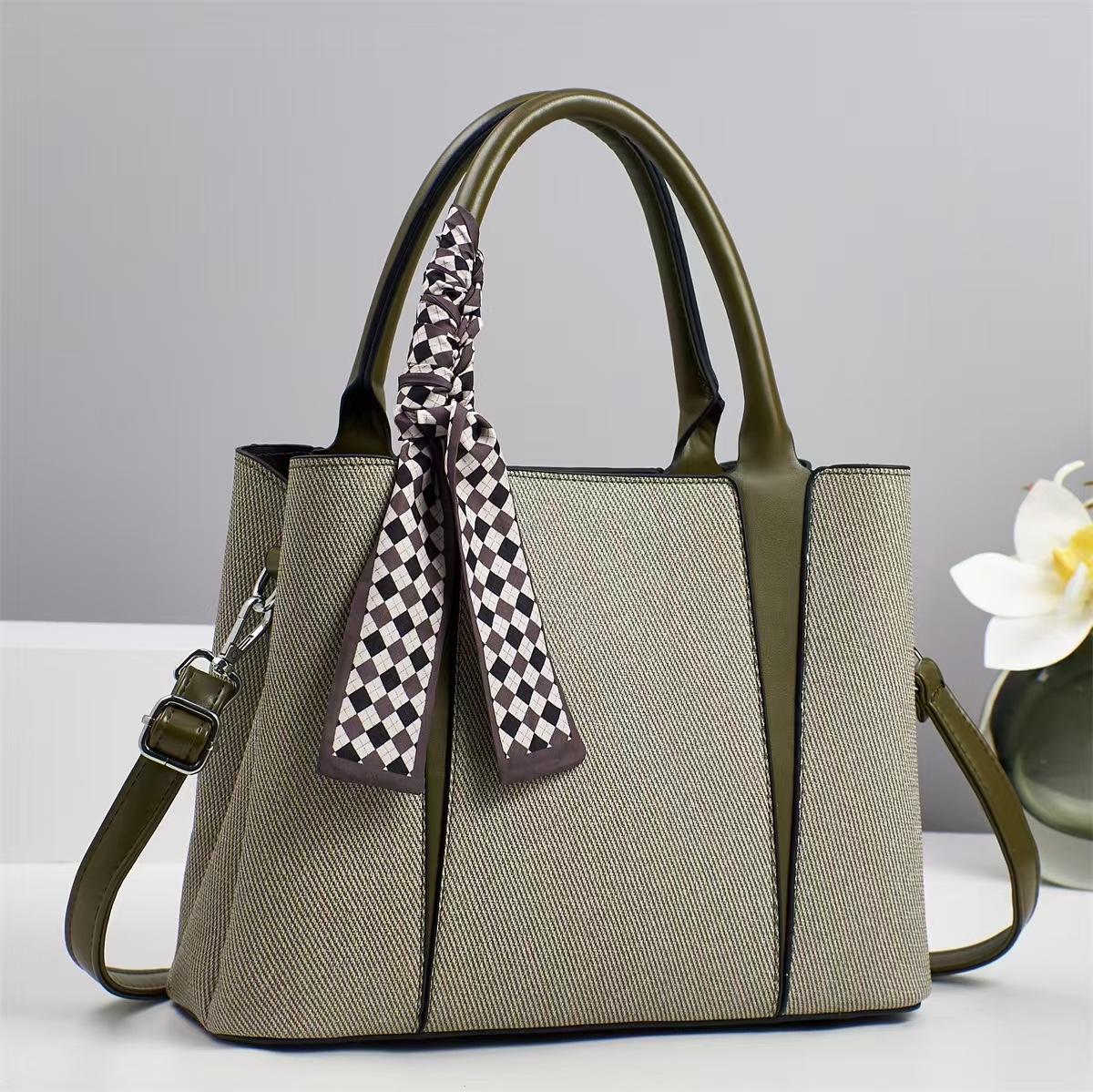 

Новая элегантная плечевая сумка большой вместимости, дизайн в стиле колор-блок, тренд Европы и США, многоклапанная сумка-тоут зелёный