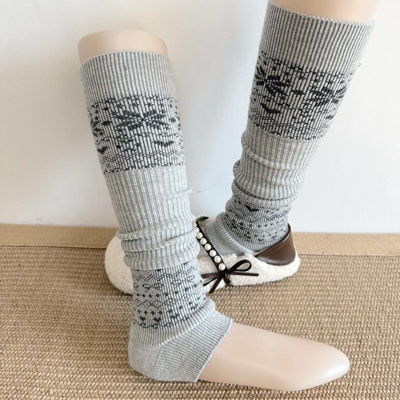 Women's Wool Mid-Calf Socks: Thickened Autumn/Winter Brown Slouch & Gray Stirrup Warmers