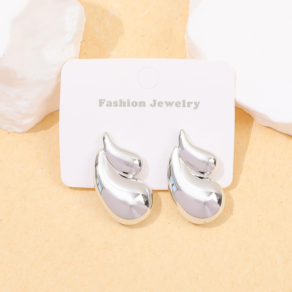 European and American retro high-end acrylic gold-plated stud earrings, electroplating personalized fashion women's stud earrings set