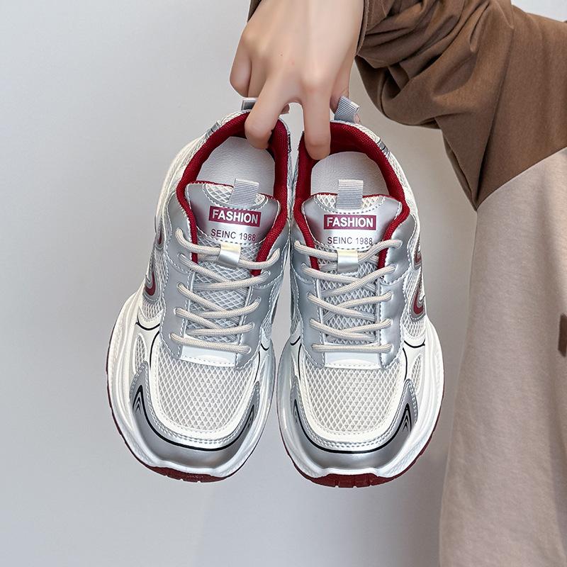 Ultra-light Dad Shoes Spring and Summer New Ins Thick Sole To Enhance the Value of Running