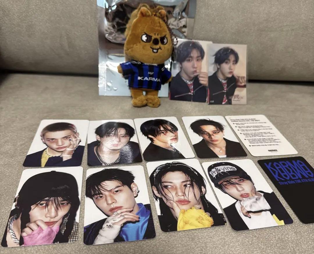 

[USED] Han Key Ring KARMA straykids skzoo version
