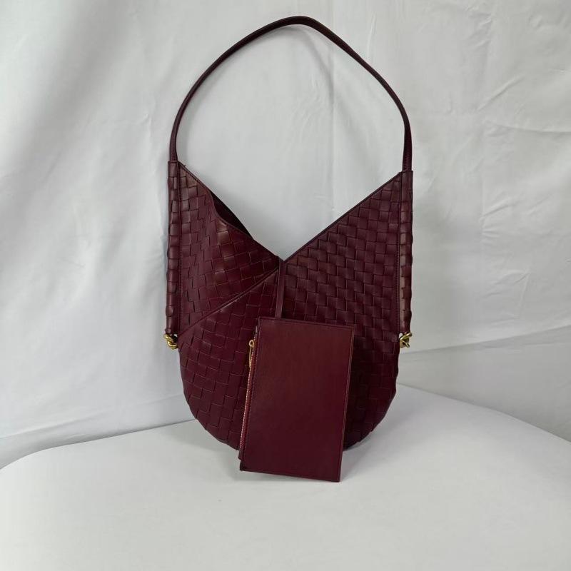 2026 New Handmade Woven Bag