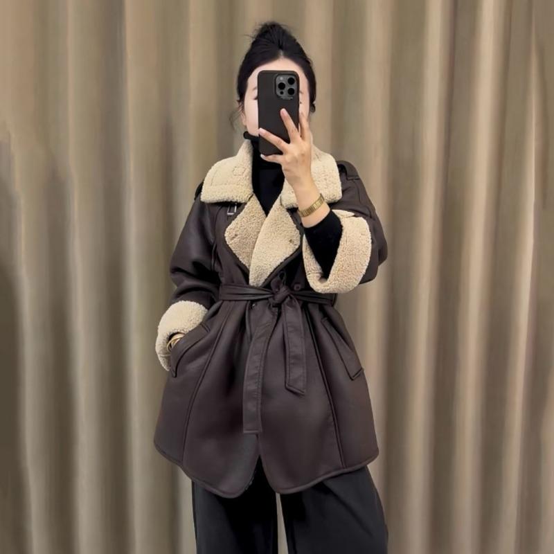 Today's Fashion Casual Lamb Wool Coat Women's Winter High Sense Retro Thickened Warm Coat Tide