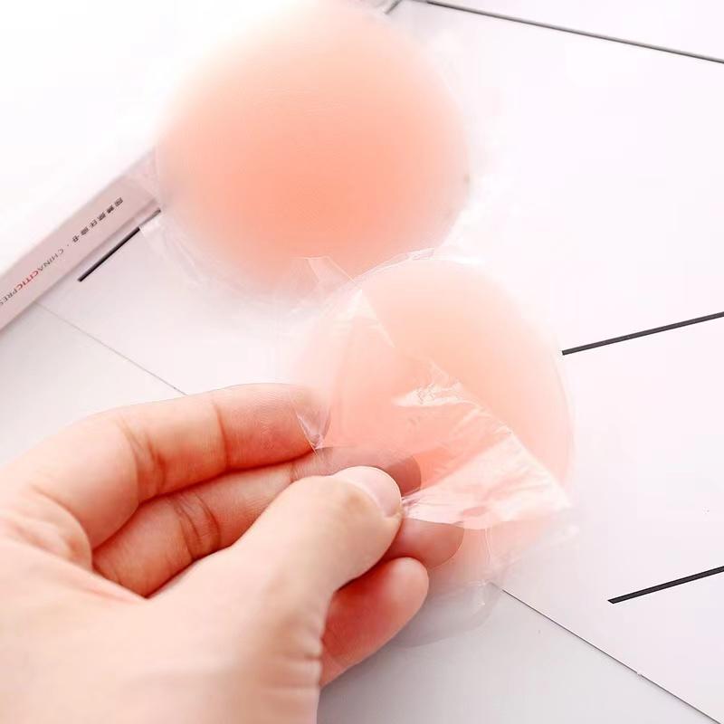 Nipple Sticker Reusable Women Breast Cover Petals Invisible Adhesive Silicone Pasties