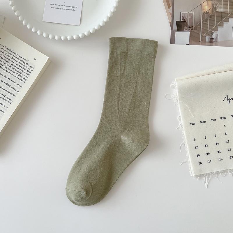 Xiaohongshu Women's Spring & Autumn Anti-Pilling Mid-Calf Cotton Socks - Boneless, Loose-Fit, Thin, Solid Color