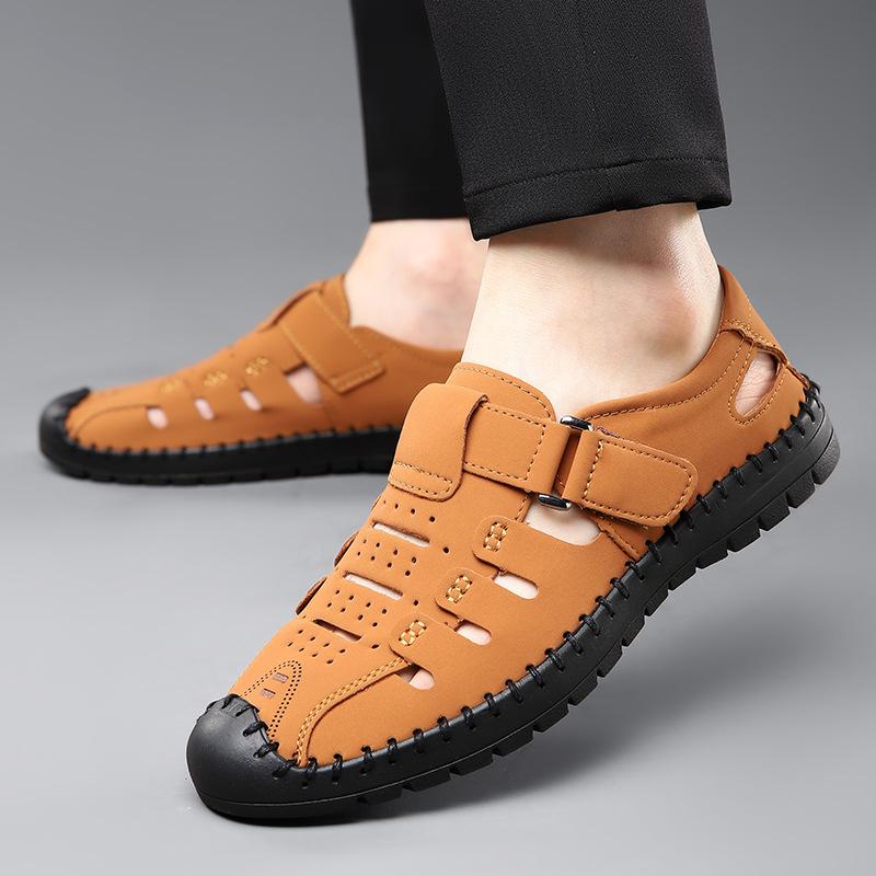 Sandals for Men High Quality Leather Sandals Summer Breathable Hollow Sandal Fashion Business Casual Sandals for Men Beach Shoes