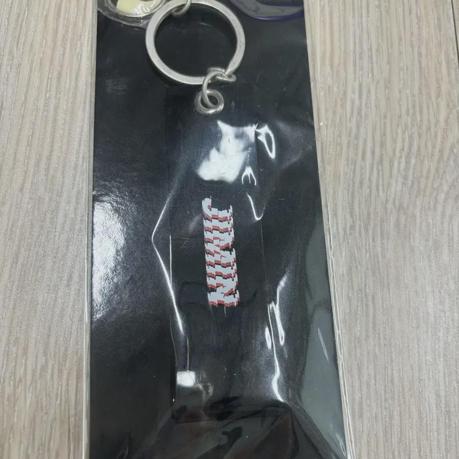 

Брелок Bts Jimin Wings Tour