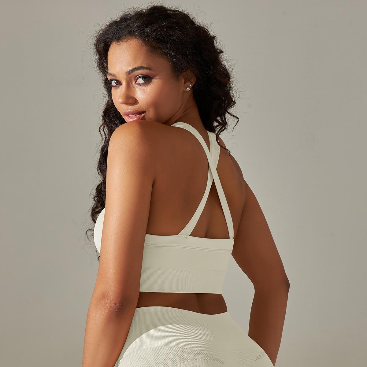 Спортивное нижнее белье с перекрестной спинкой — фото 20