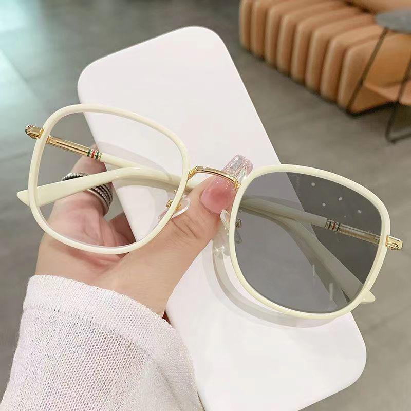 NEW Fashion Photochromic Glasses Women Men Luxury Anti Blue Light Eyeglasses Anti UV Eye Protection Unisex Goggle Eyewear