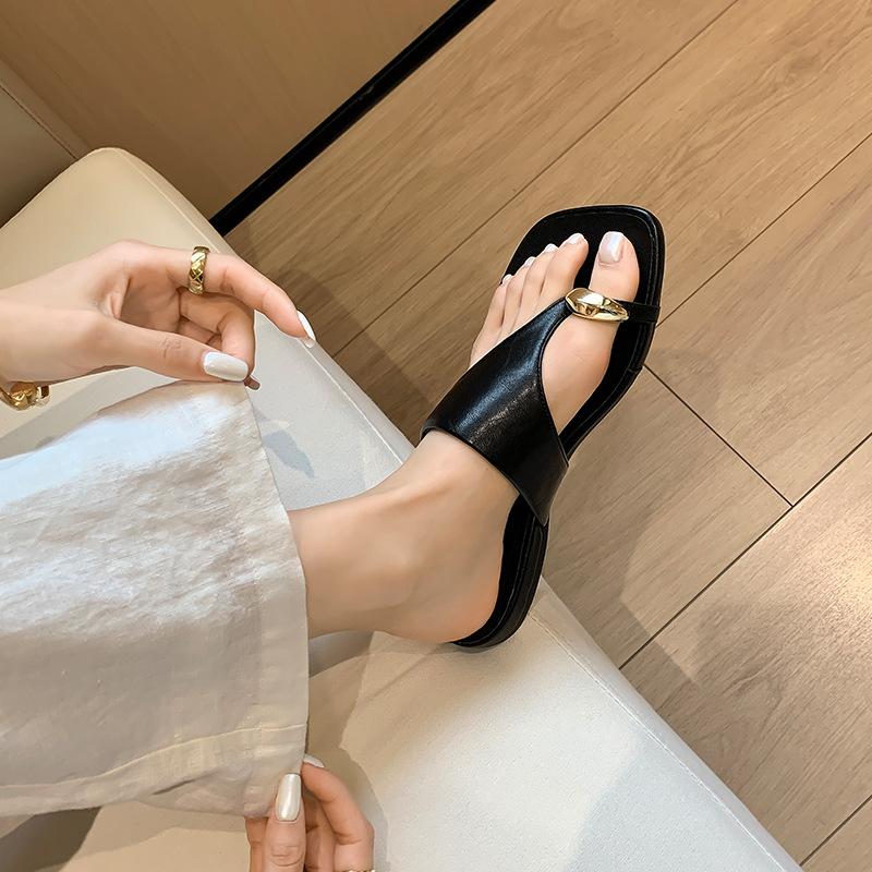 Sheepskin Small Golden Bean Toe Slippers Women's Summer Square Head Flip-flops Wear New Summer Flat Soft Bottom Beach Cool Slippers