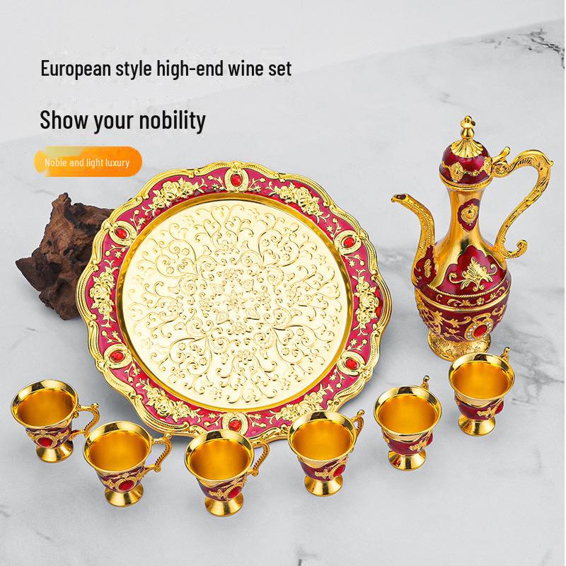 Europäisches Retro-Kreativ-Hochzeitsset: Russischer Flachmann & Weißweinbecher-Ornamente