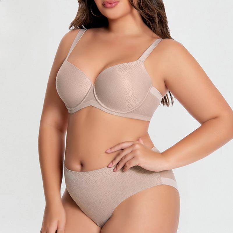 Large Breasts Make You Look Smaller and Prevent Sagging Plus-size Gathered Breathable Full-cup Bra Set with Light and Comfortable Panties.