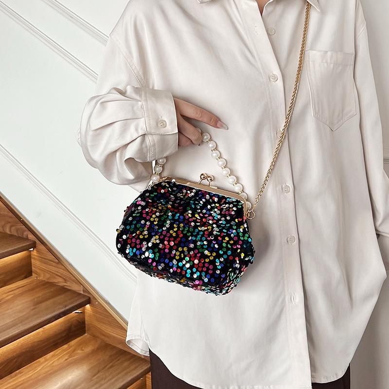 Spring new dinner bag clip sequin bag pearl chain women's bag oblique span shoulder bag shell bag