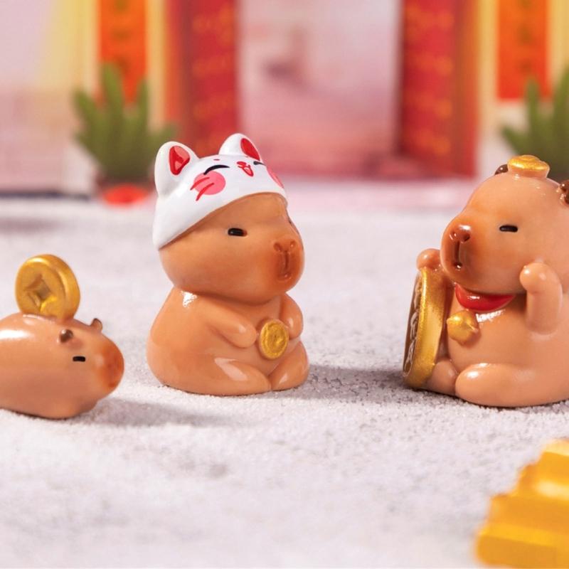 Miniature Capybara Figurines Set of 7 Tiny Resins Animals Statues for New Year or Birthday Decoration Attracting Wealth