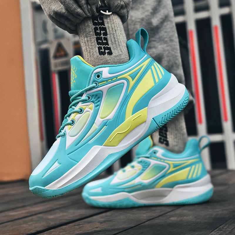 Large size autumn and winter new leather sneakers student youth basketball shoes rubber sole training running trendy shoes