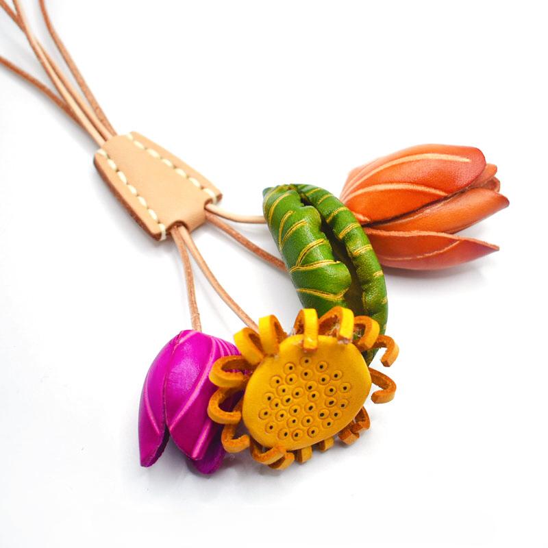 3D-Taschenanhänger aus echtem Leder im chinesischen Stil, Auto-Ornament und Tagebuch-Lesezeichen – hochwertiges, handgefertigtes Geschenk für Frauen, Ravel Home Decor