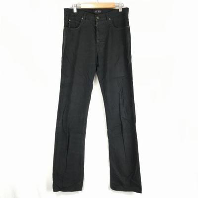Černé džínové kalhoty/Pánská velikost 30/Odpovídá M-L/Vnitřní délka nohavice 83cm/Černá/Oficiální štítek Giorgio Armani Japan(POUŽITÝ)