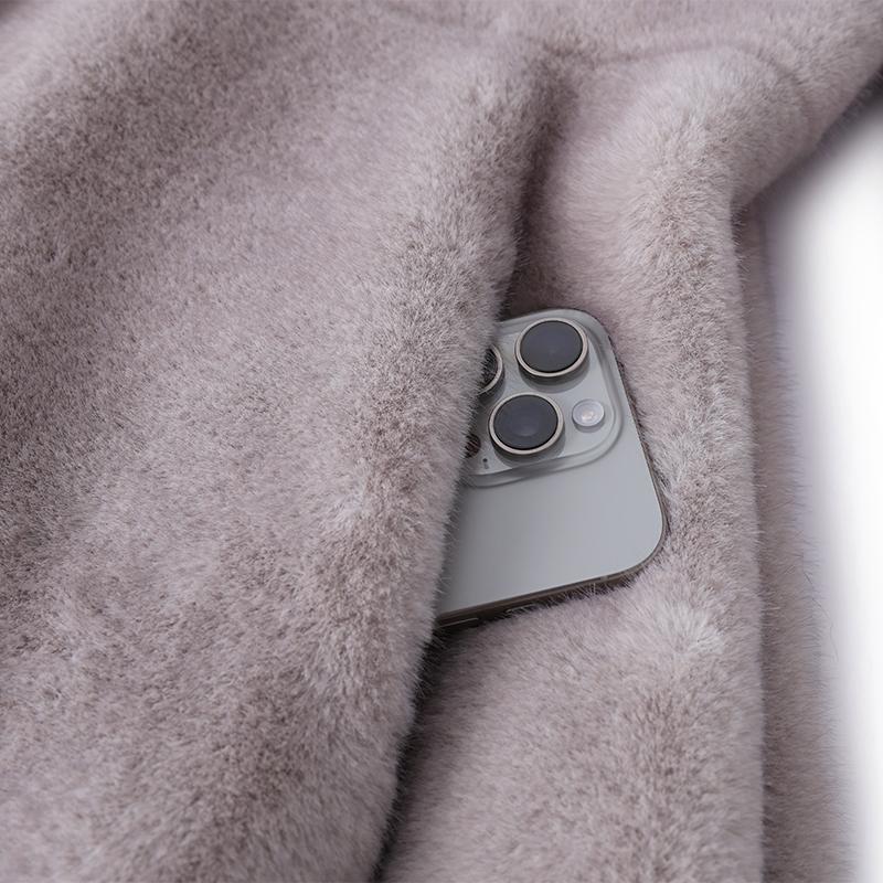 Luxurious Winter Faux Fur Coat for Women Thick Warm Outerwears Elegant Middle-aged Woman Fur Jacket