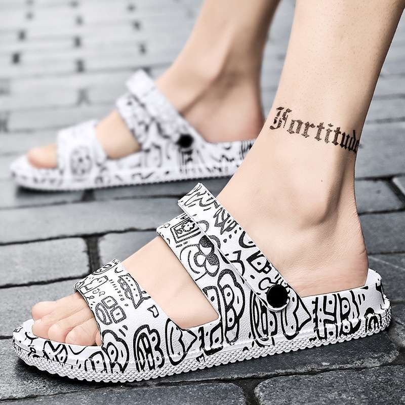 Slippers Men's Summer Wear Non-slip and Deodorant Dual-purpose Driving Sandals Men's Stepping On Shit Soft-soled Wear-resistant Sandals Men