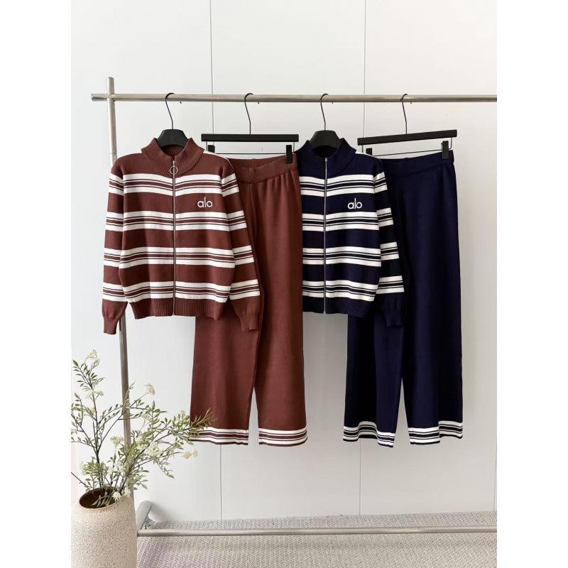 

European Color Block Embroidered Knit Cardigan & Sweater Set for Autumn/Winter One Size синий