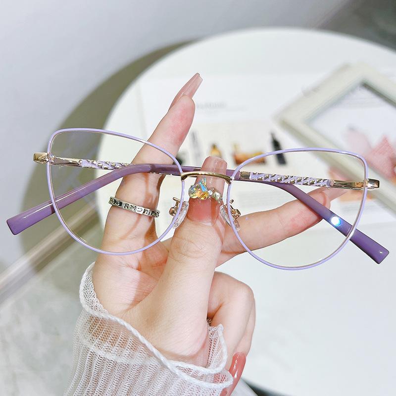 New anti-blue flat glasses plain glasses frame retro fashion small fresh women's glasses can be matched with ultra-light glasses