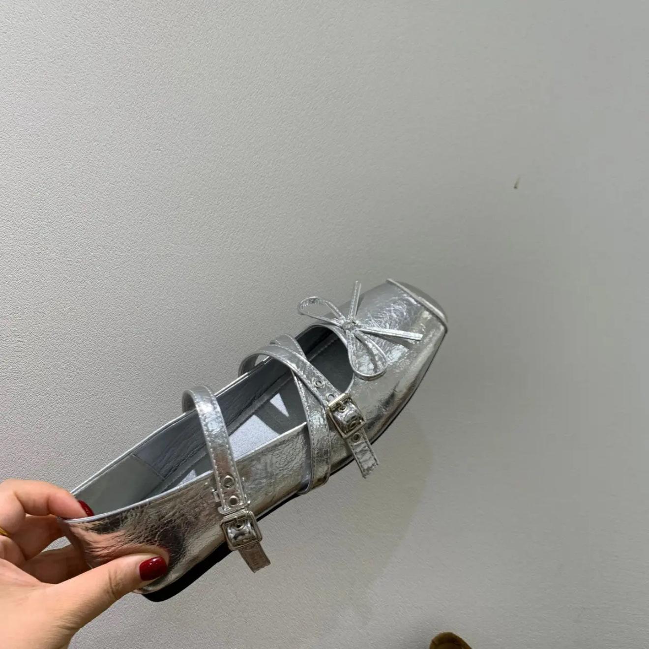 

Retro flat bottom square head single shoes ballet shoes autumn new French brown bow buckle Mary Jane women s shoes 40 серебряный